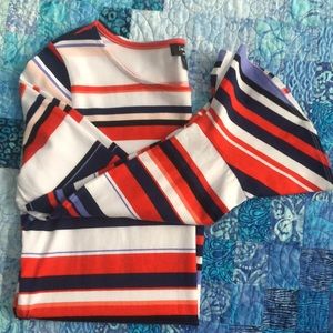 2/$25. Lord & Taylor long sleeve t-shirt Size LP